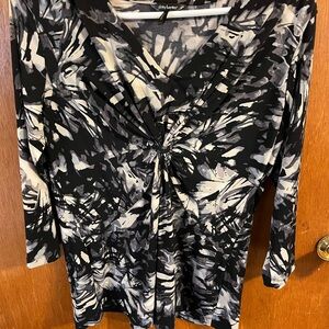 Daisy Fuentes Black and Gray Women's Blouse